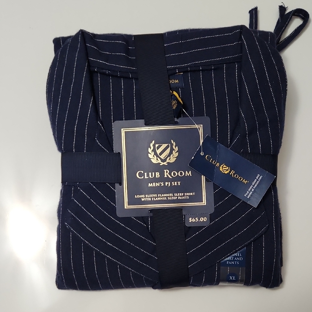 Club Room Men's Navy and White Striped Pajama Set